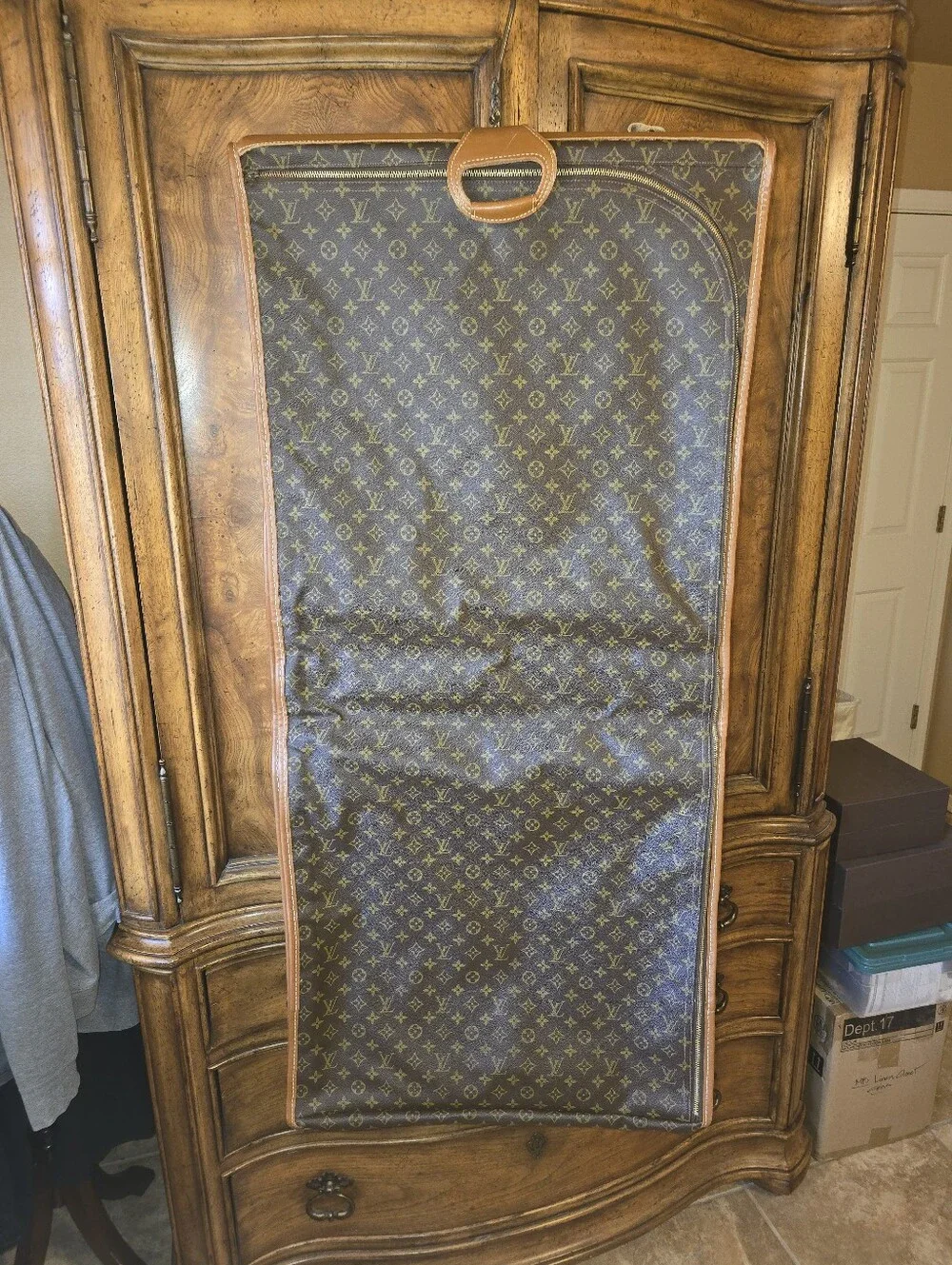 Louis Vuitton Brown Monogram Garment Carrier with Tan Trim